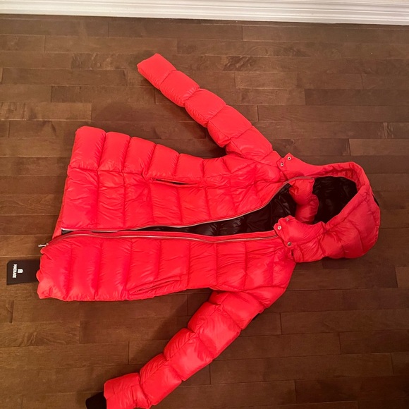 Mackage jacket - Picture 2 of 4